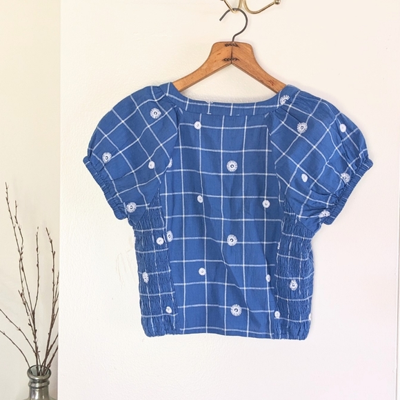 Sold! NWT Embroidered Puff-Sleeve Crop Top in Windowpane - Picture 11 of 16
